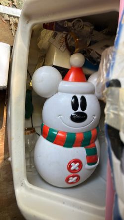 Mouse blown mold