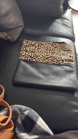 Vantage banana Republic clutch purse