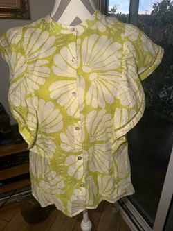 Ladies Marc New York Medium top nwt