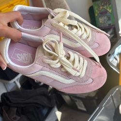 Vans  Women’s 8// Men’s 6.5