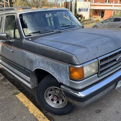 1990 4WD stick w/ 72,900 miles