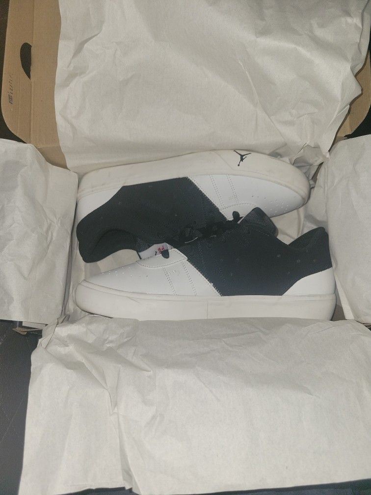 Jordan Series ES And Nike Air Force 1