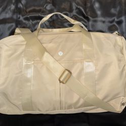 Lululemon Travel Bag (Off White/Cream) 