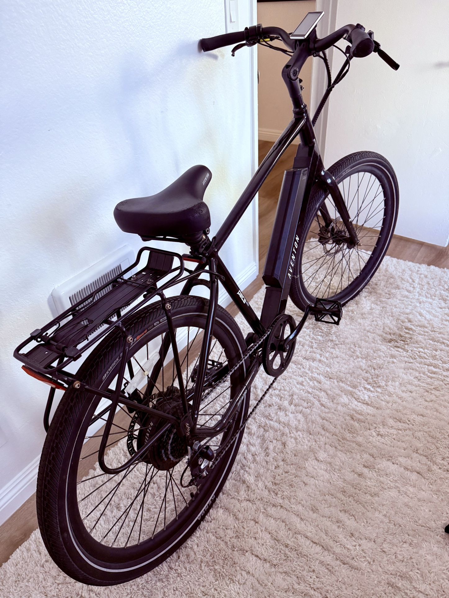 Aventon Pace 500 E-Bike - Great Condition! Large Frame