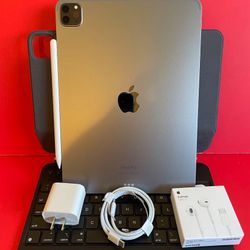 128GB Apple IPad Pro 11” 4th Generation (2022 Model / M2 chip ) with Keyboard, pen & Accessories (512GB $850) 