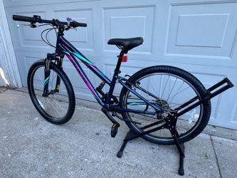Specialized Hotrock 24” Mountain Bike