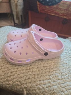 Womens Pink Clogs