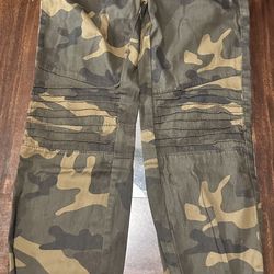 Boys Size 14 Phatfarm Cargos Like New