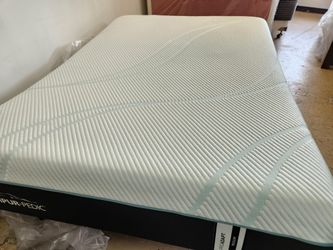 Mattress and box spring full size