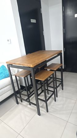 Dining set for sale!!! Ask For Price !!! Preguntar precio