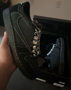 Travis Scott phantom 1s size 9.5