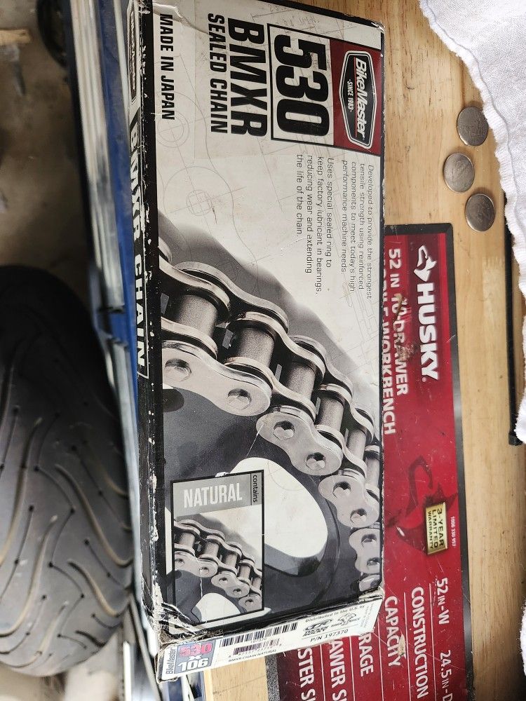 Motorcycle chain brand new. 530 / 106Link