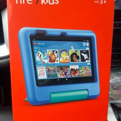 Amazon Fire 7 Kids tablet (newest model) ages 3-7. 