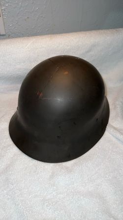 POST WW2 SWEDISH HELMET. Military Helmet
