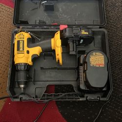 DEWALT 18V Cordless Drill/Driver