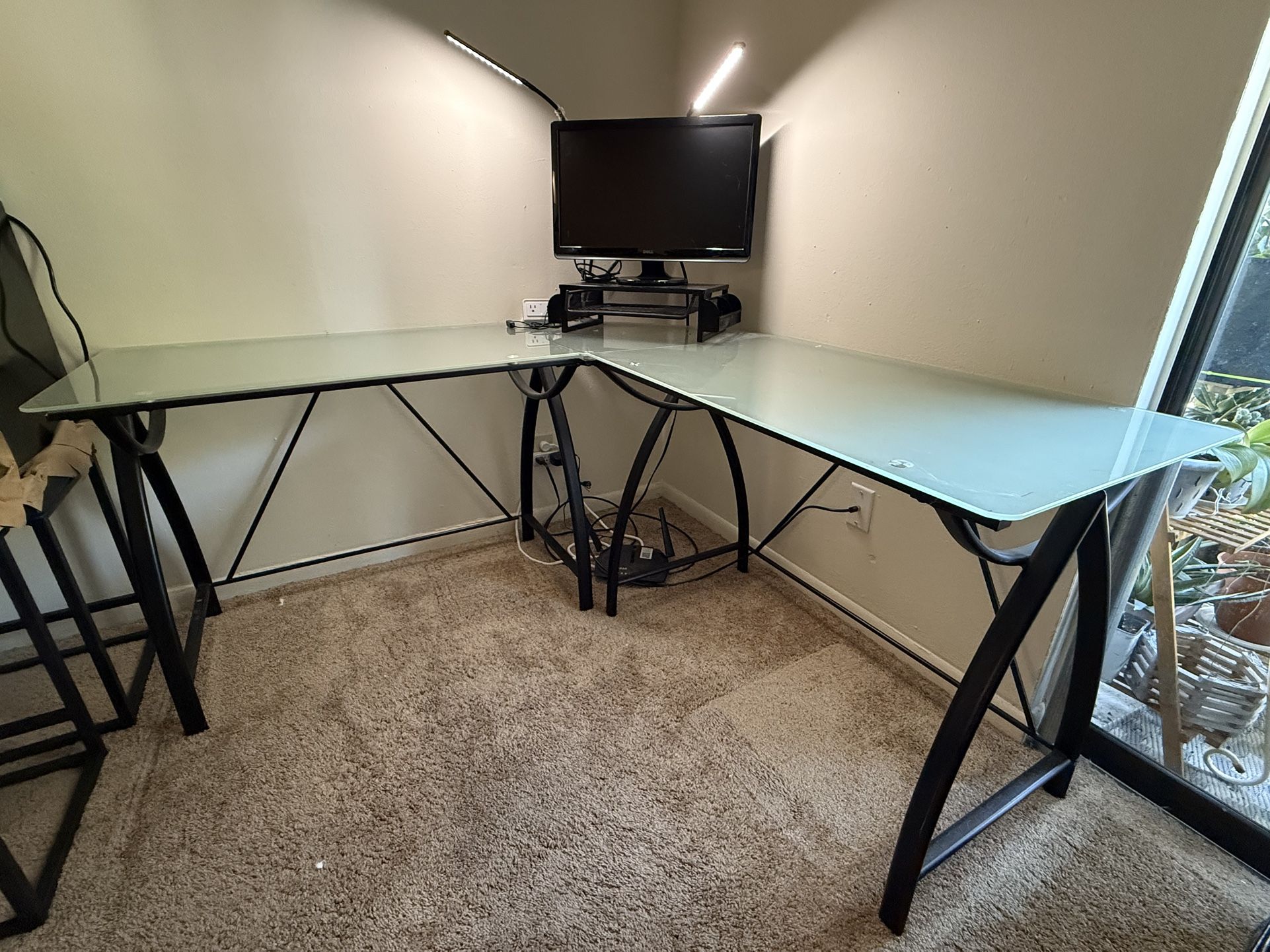 L-Shaped Frosted Glass Desk
