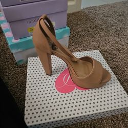 Womens Heels Size 7