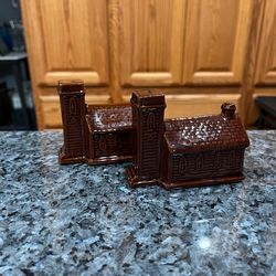Vintage 1980's Little Brown Church Pottery Pair of Salt and Pepper Shakers.  Preowned never used.  Have been on display in a cabinet with a very large