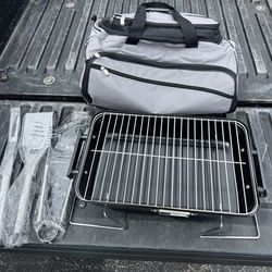 All-In-One Tailgating BBQ Grill Cooler Set Travel Camping Beach Bag! Unused  19x11x6in grill 