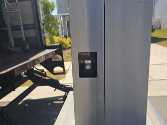 Whirlpool Stainless  Door Refrigerator side by side