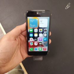 IPHONE 7..32GB Unlock For Any Sim 