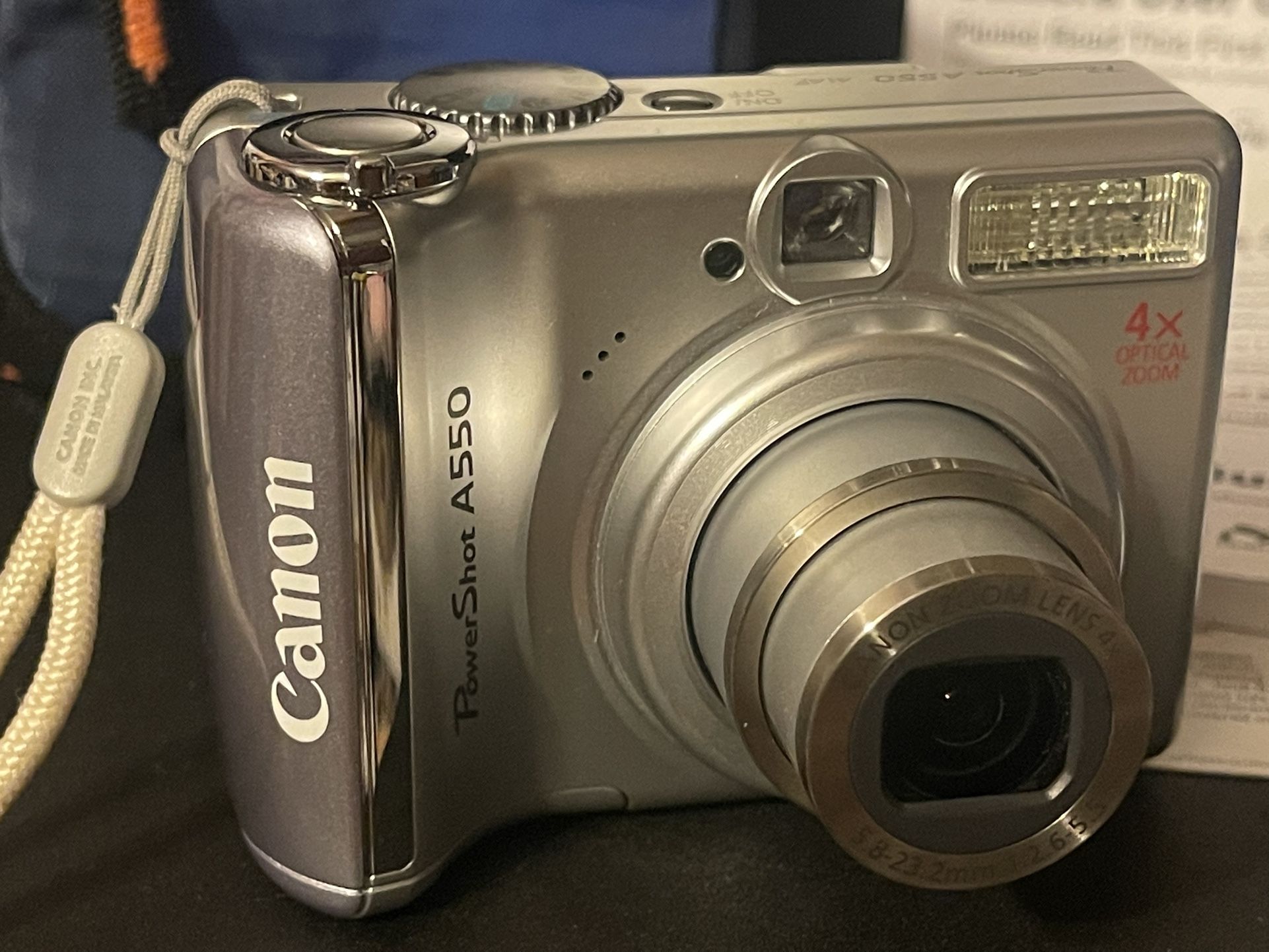 Canon PowerShot A550 Digital camera 7.1 “like New Condition”