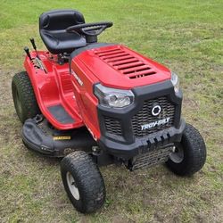 Lawnmower Tractor Troy Bilt 
