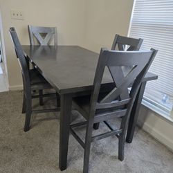 4 CHAIRS  HIGH TABLE SET 