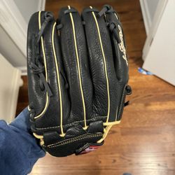 Rawlings Softball Glove