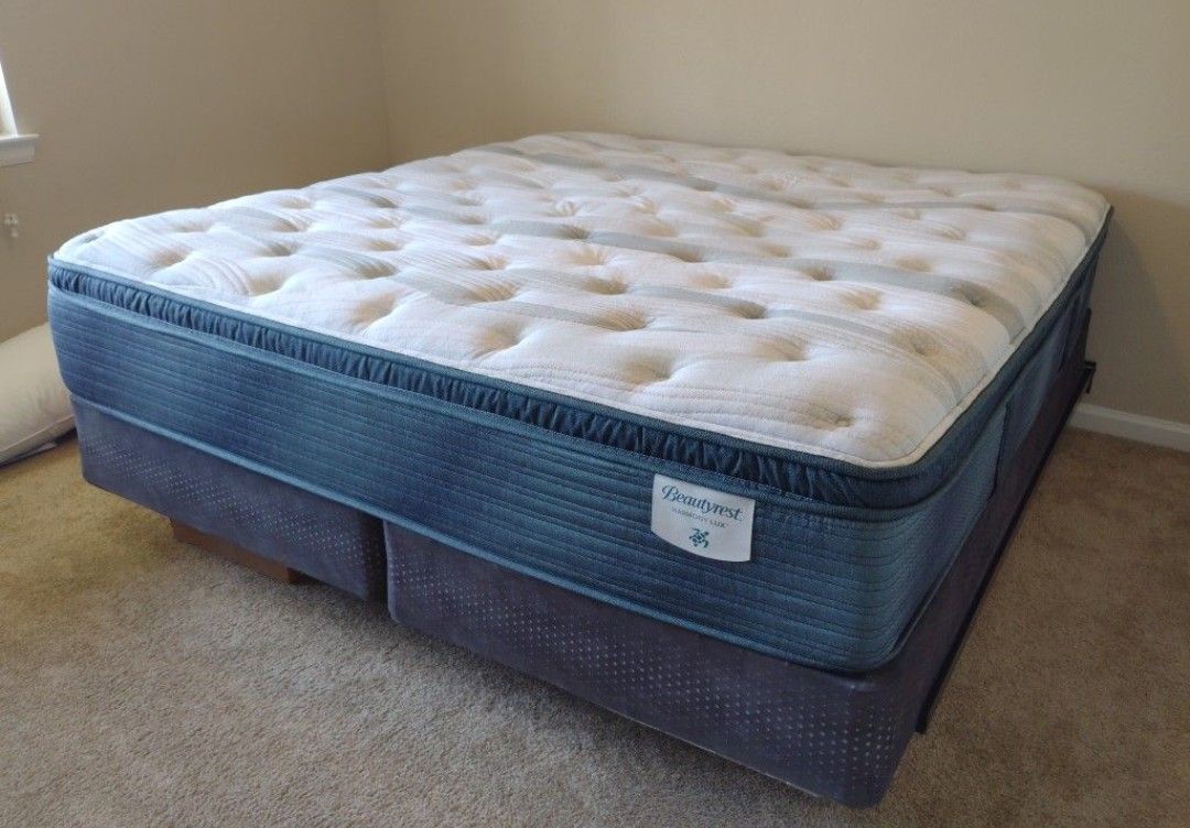Simmons Harmony Lux Anchor Island King (Mattress Only)