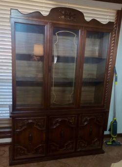 Wooden China Cabinet/Hutch