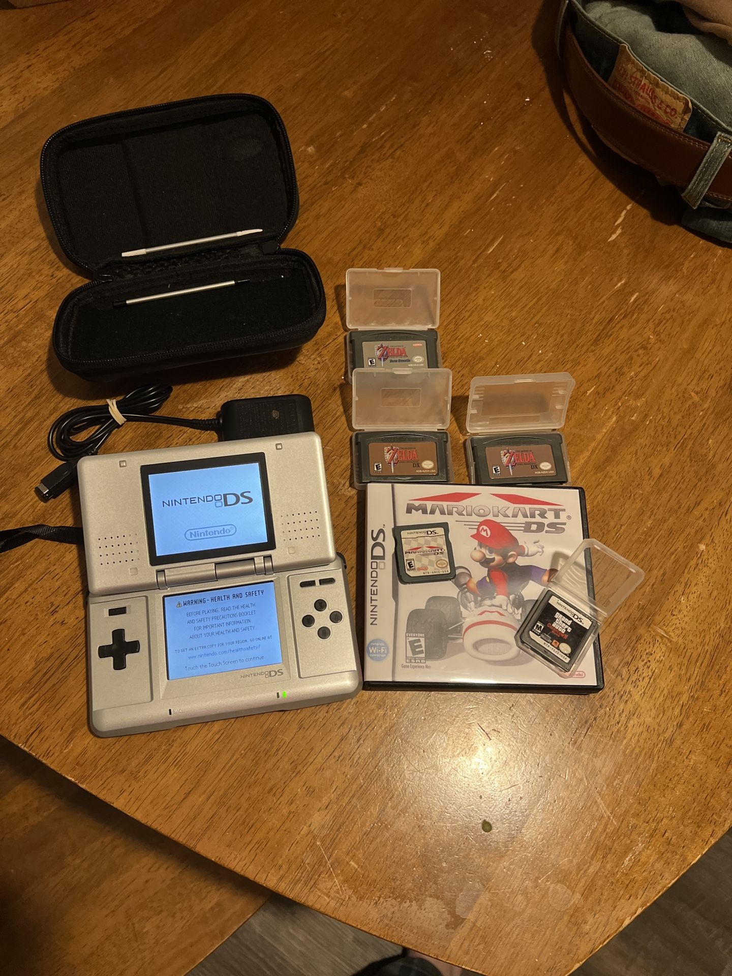 Nintendo ‘Thick’ DS