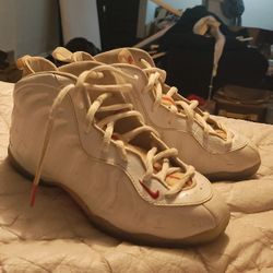 Nike Foamspite Size 2y Boy 