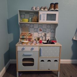 Kids Play Kitchen 