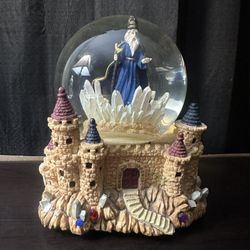 Vintage Merlin The Wizard Magic Musical Castle Snow Globe Crystal Ball