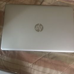 HP WINDOWS LAPTOP 