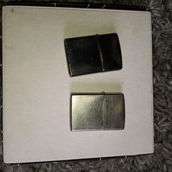 Lot Of 2 Zippo Lighters 