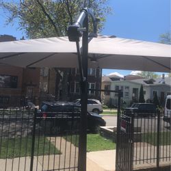 Yard Umbrella 7 X 11‘ One Year, Old Led, Solar, Lighting, Brad Name, Unknown Backyard, patio umbrella
