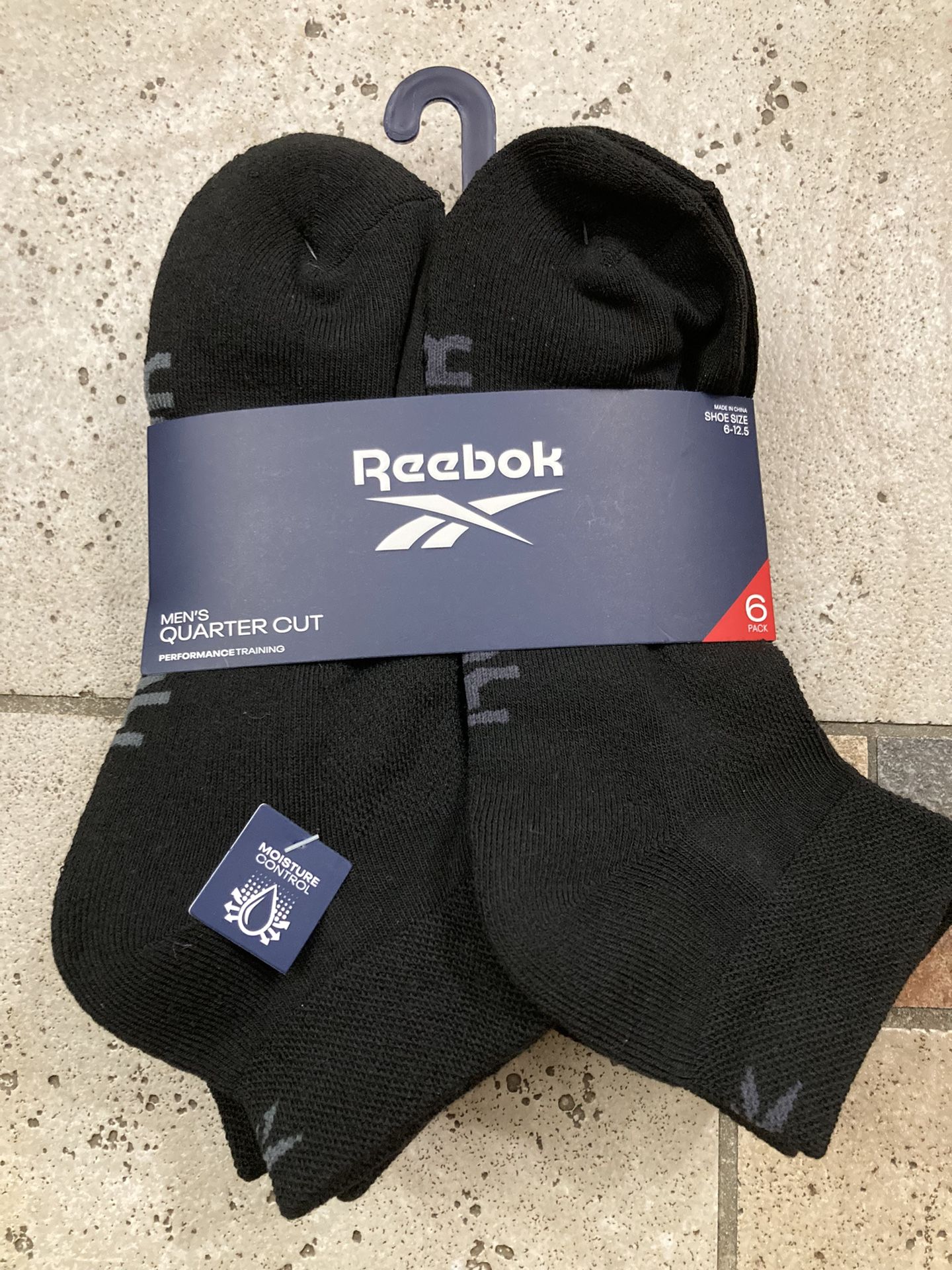 NWT Reebok Men’s Quarter Cut Socks 6 Pairs 