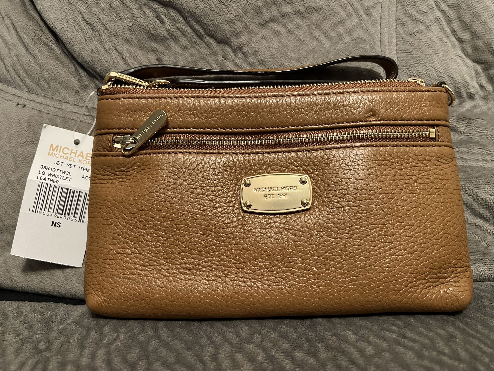 Brand New Michael Kors Wristlet - PICKUP IN AIEA - I DON’T DELIVER 