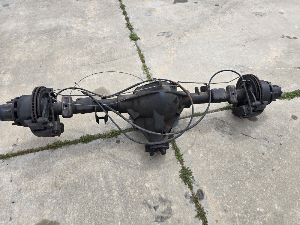 Dually Axle