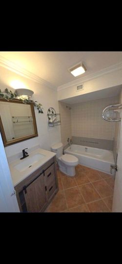 2 Wall Mirrors with a Frame