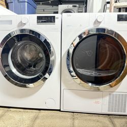 Small Washer and Dryer 