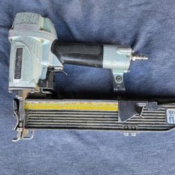 Hitachi  1" Staple Gun 