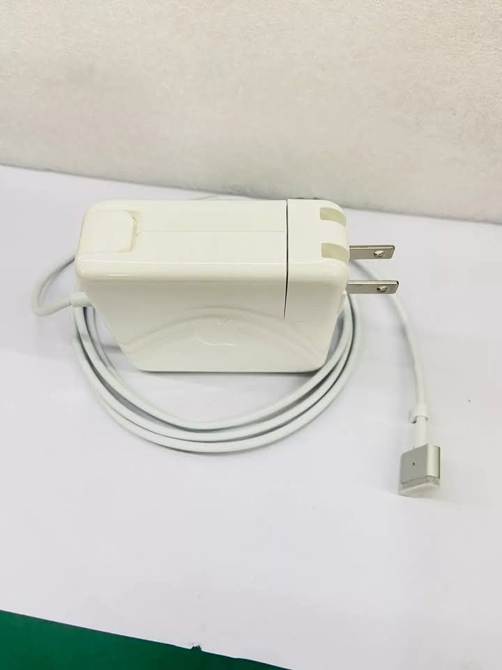 Macbook Air Charge