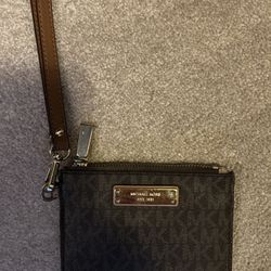 Michael Kors Small Wristlet
