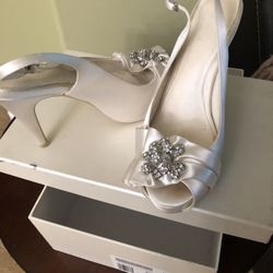 Bridal Shoes Beautiful And Confortable