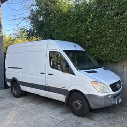 Mercedes Sprinter