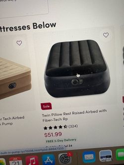 Tween inflatable mattress with built up pump
