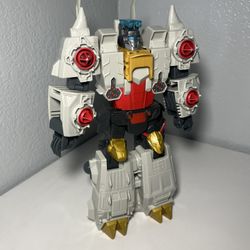 Transformers Bumblebee Cyberverse Adventures Ultimate Volcanicus